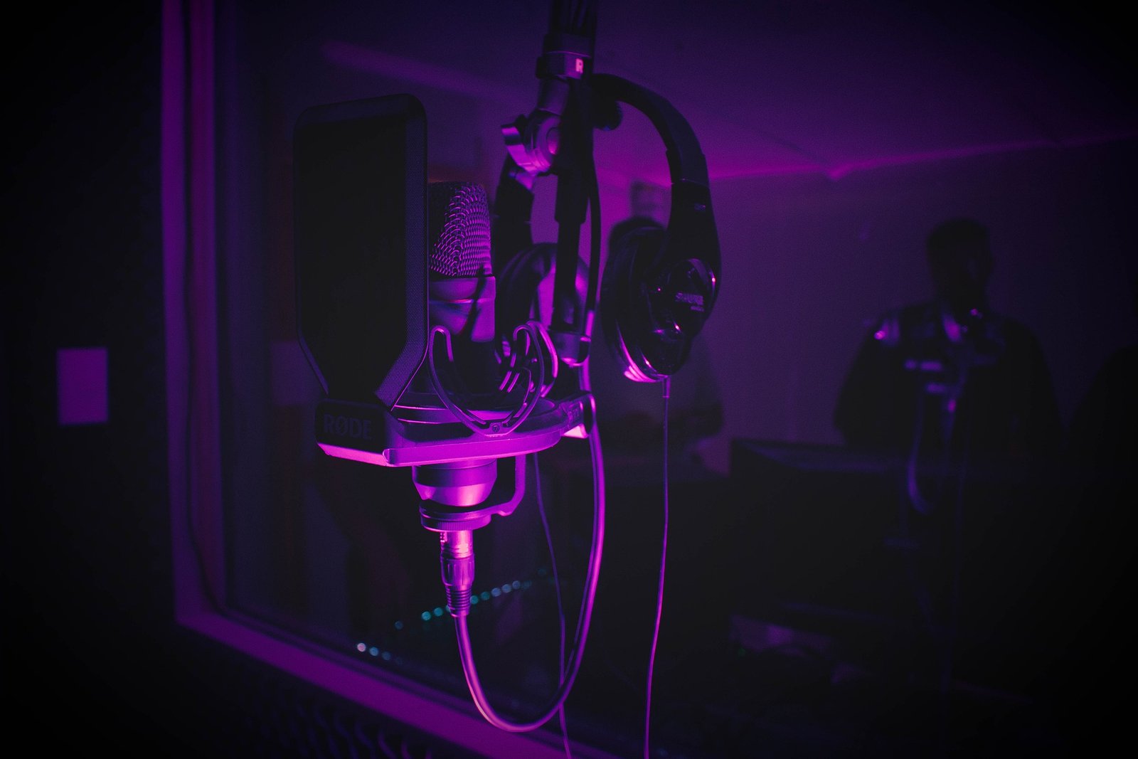 Microphone 7495739 1920 Microphone 7495739 1920